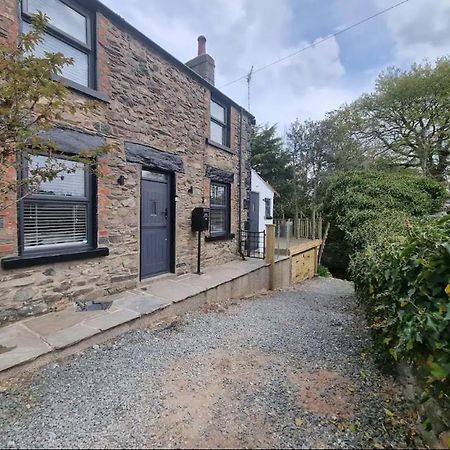 Luxurious Cottage With Hot Tub, Lake District Duddon Bagian luar foto